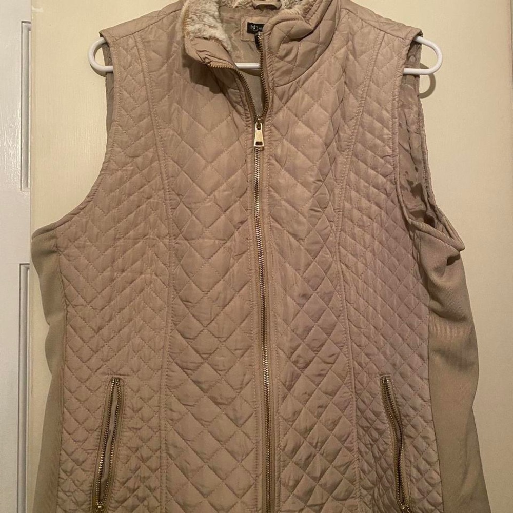 Fur Collared Vest!